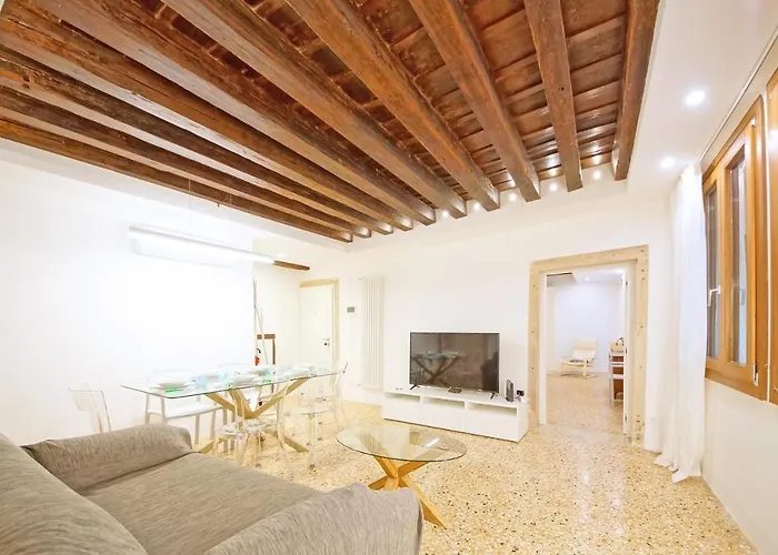 Dolcevita Apartments N 479