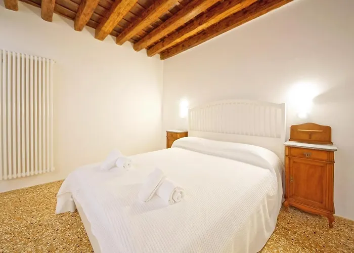 Dolcevita Apartments N 479